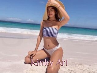Kinky_Ari