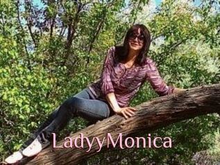 LadyyMonica