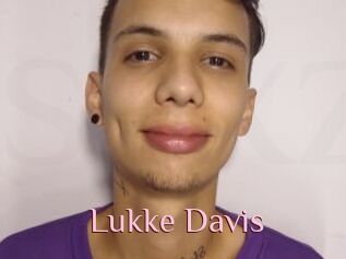 Lukke_Davis