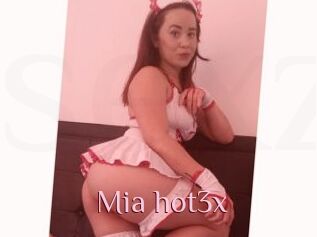 Mia_hot3x